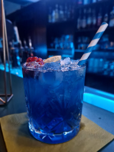 Oso's Bar - Visual