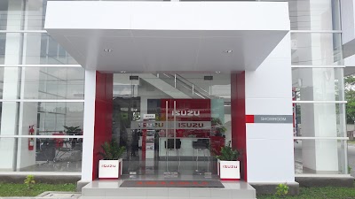 Photos of Isuzu Jogja Astra International