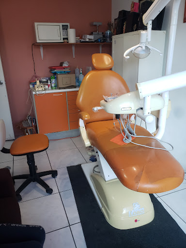 Dentista Todos los servicios para la familia.