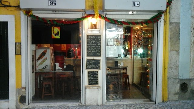 Este Bar