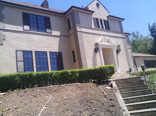 Avatar for Robert E Salais Construction