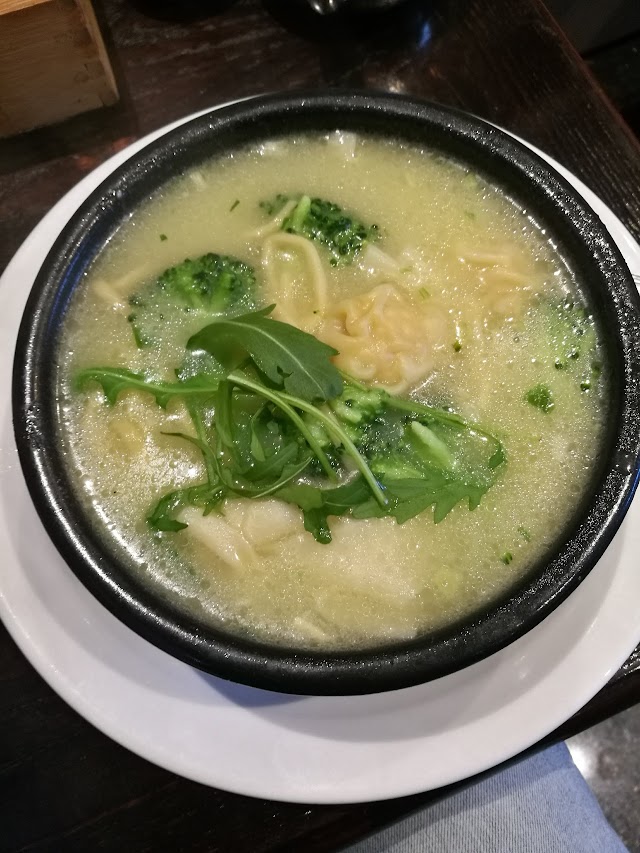 DIM SUM RESTAURANT • BAR (The High Tea Club Ltd)