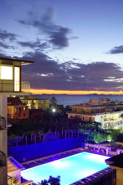 Photos of Grand Hotel Flora