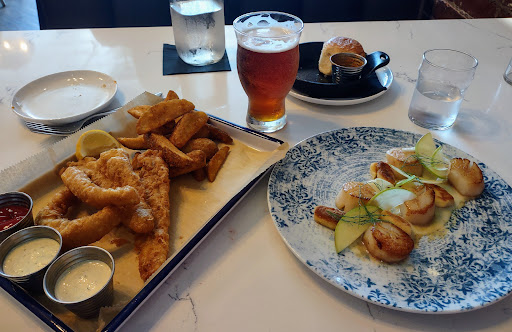 OUTCAST fish & oyster bar - Thumbnail