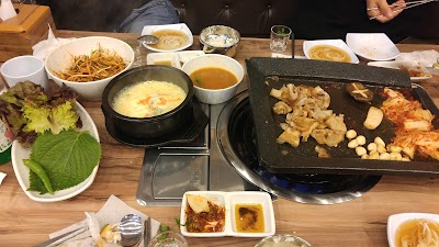 Photos of SK M CITY