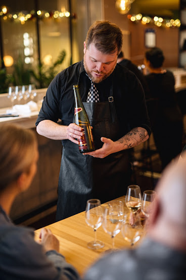 Bar Blanc bec by null