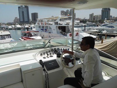 Photos of Yacht Club
