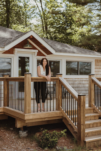 Chrissie McMillan Real Estate Broker at RE/MAX Pembroke Realty Ltd. - Thumbnail