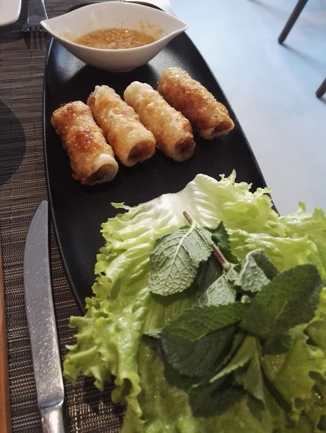 LE BEE MAÏ - Restaurant asiatique FERNEY - Pays de Gex - Cuisine Thailandaise et Viétnamienne