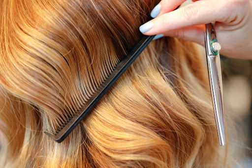 Sasha Moon Salon - Thumbnail