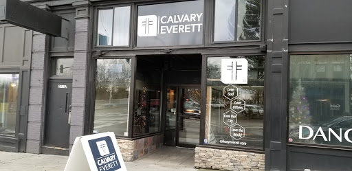 Calvary Everett - Visual