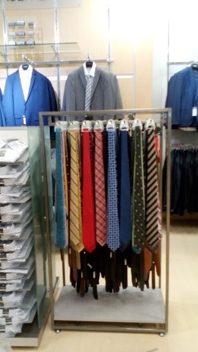 Photos of Falabella Quilpu&eacute;