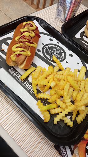 Photo 2 - Street burger