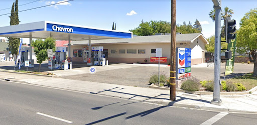 Chevron ExtraMile Convenience Store - Thumbnail
