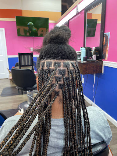 Nimaah Hair Braiding