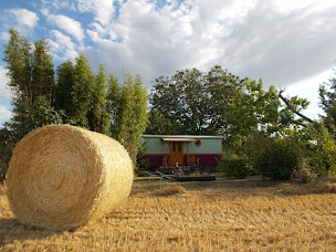 Photo n°5 de Roulotte la Badèle & Gite l'OLifred à Mathaux (Gîte)