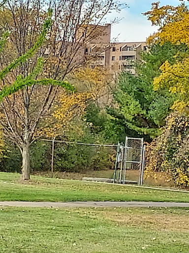 Milverton Park - Thumbnail