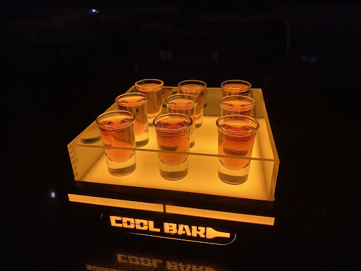 COOL BAR - Visual