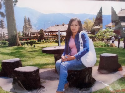 Photos of Una Rias Pengantin