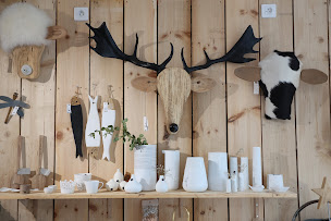 Photo n°6 de La Compagnie Ordinaire de la Mer by Les Filles du Bord de Mer / Concept-store à Port-en-Bessin-Huppain (Café)