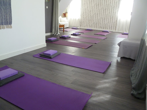 Pause Yoga Gallery - France