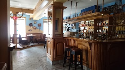 Photos of Pinta