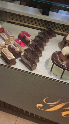 Patisserie Patchi Open Times