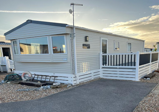 Pebble Beach Pevensey Bay Retreats