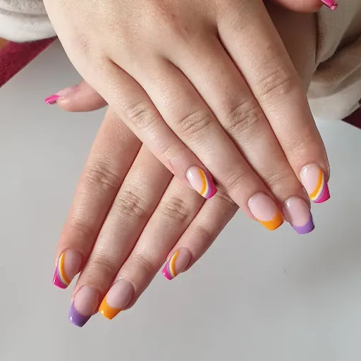 Les Ongles d'Aly - Thumbnail
