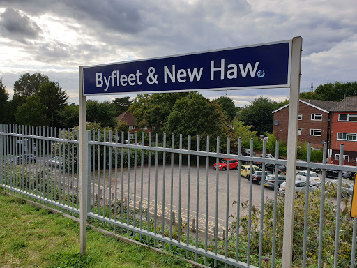 Byfleet and New Haw Railway Station (Stop A) - Thumbnail