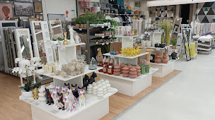 Photo n°5 de Conforama Saumur à Distré (Magasin de tapis)