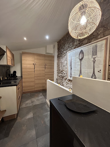 TownHouse Suite & Spa - Thumbnail