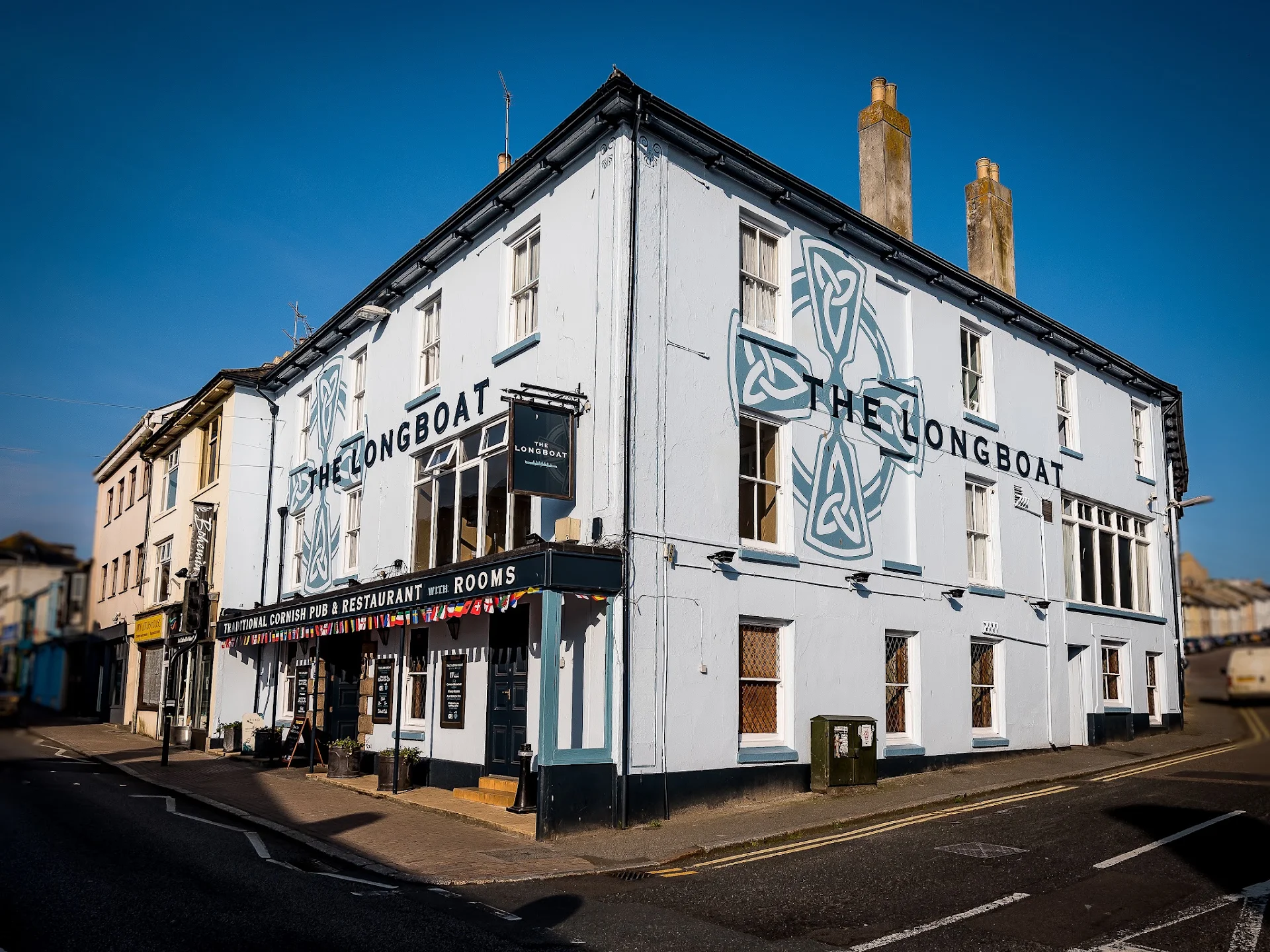 The Longboat Inn