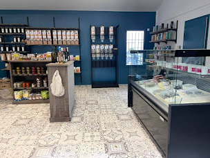 Photo n°1 de La Boutique d'Amande - Épicerie fine et salon de thé à Saint-Vincent-de-Mercuze (Épicerie fine)