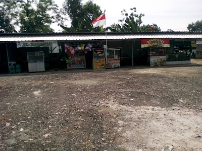 shopping-mall