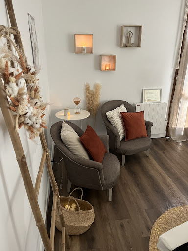 Fabienne Hypno Reflexo, hypnose, réflexologie plantaire, massage énergétique chinois, Tui Na