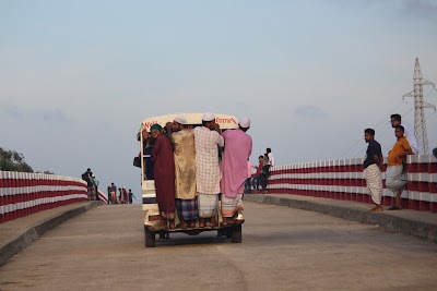 Photos of Treemohoni Bridge