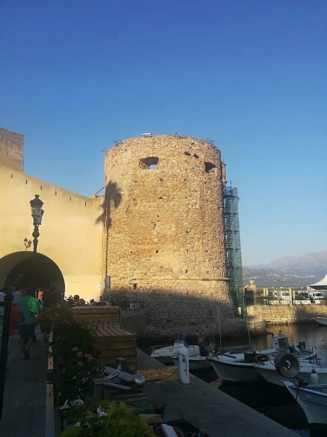 La Tour