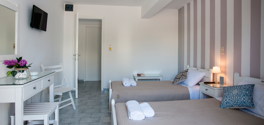 Perivoli Rooms & Apartments