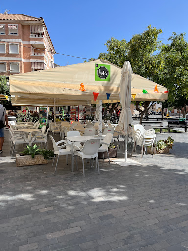 LJ's Cafe & Bar - Spain
