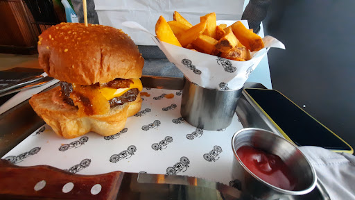 BU.CO Burger & Cocktail - Thumbnail