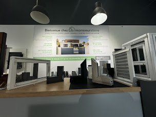 Photo n°9 de Monsieur Store Mâcon - Stores - Pergolas - Fenêtres à Vinzelles (Magasin de stores et de rideaux)