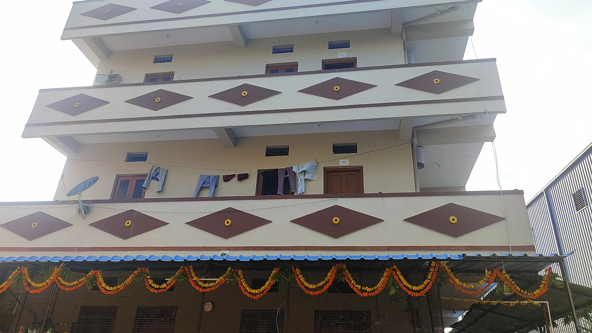 SRIVEDA BOYS HOSTEL
