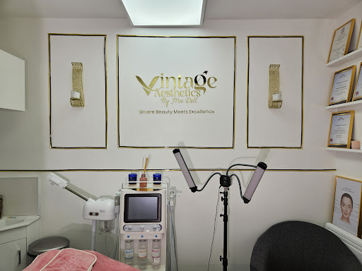 Vintage Aesthetic by Madell