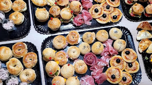 Photo n°10 de Aux petits bonheurs de Chacha 13 avenue de la promenade 34310 Quarante à Quarante (Buffet de mariage)