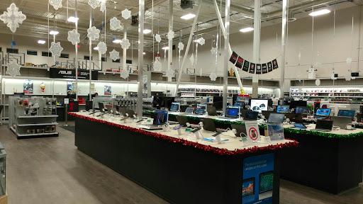 Memory Express Computers Edmonton West - Visual