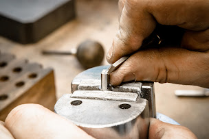 Photo n°10 de Gravure Prost Sarl à Vignoles (Graveur)