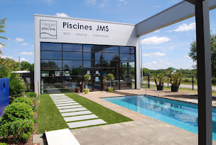 Photo n°1 de Piscines Jms / l'esprit piscine à Baud (Magasin de matériel pour piscines)