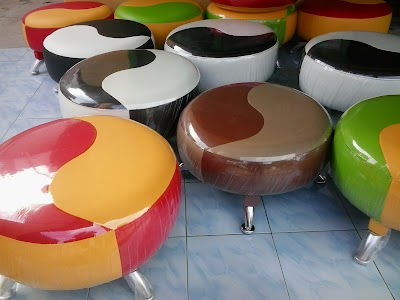home-goods-store