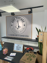 Photo n°2 de Guil'vintage à Guilvinec (Magasin de vêtements vintage)